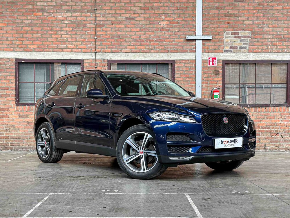 Jaguar F-PACE 2.0 Portfolio AWD 25d 241PS 2017, SV-524-B