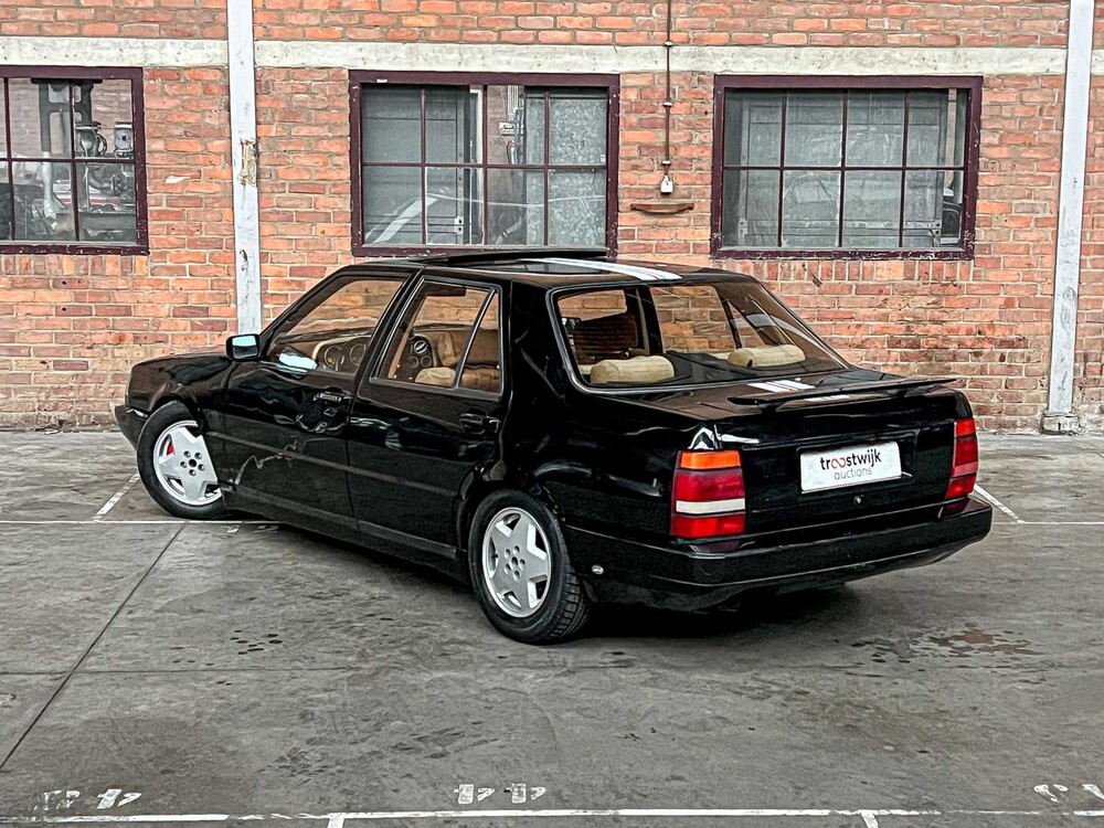 Lancia Thema 8.32 (FERRARI) Limousine 215pk 1975