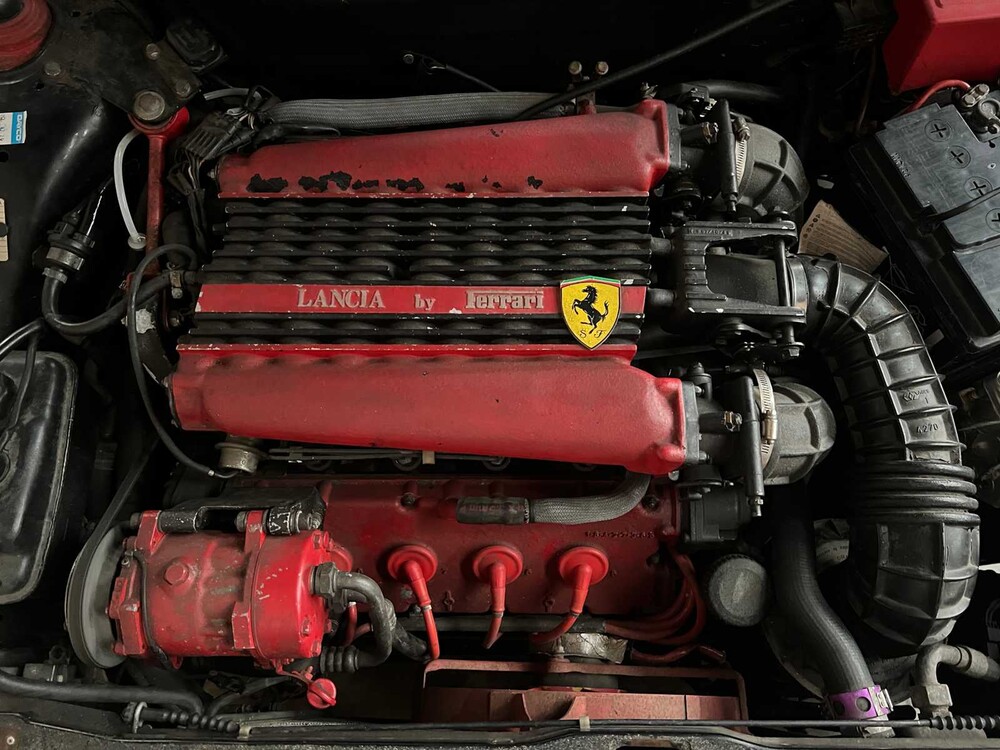 Lancia Thema 8.32 (FERRARI) Limousine 215pk 1975