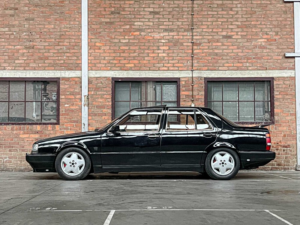 Lancia Thema 8.32 (FERRARI) Limousine 215pk 1975