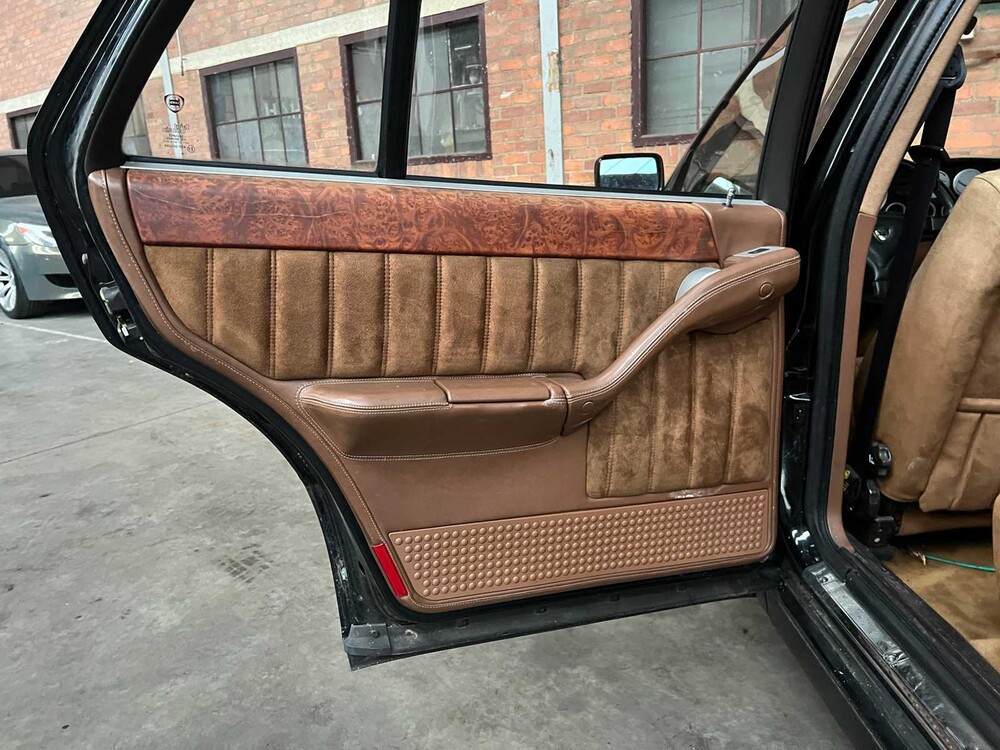 Lancia Thema 8.32 (FERRARI) Limousine 215pk 1975