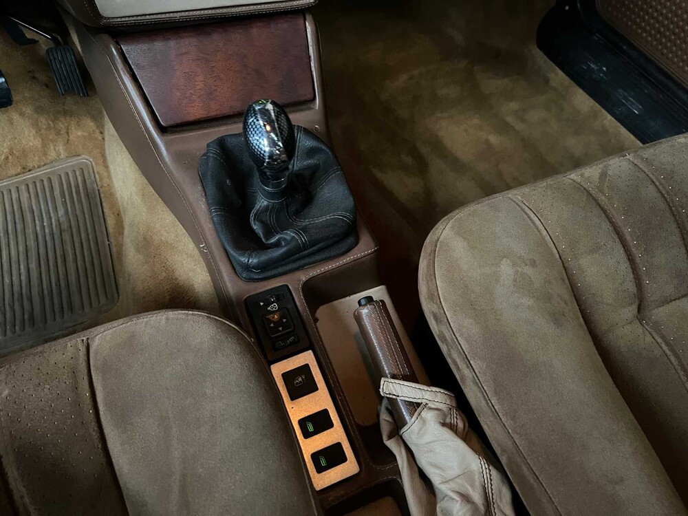 Lancia Thema 8.32 (FERRARI) Limousine 215pk 1975