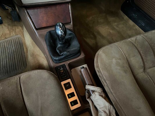 Lancia Thema 8.32 (FERRARI) Limousine 215pk 1975