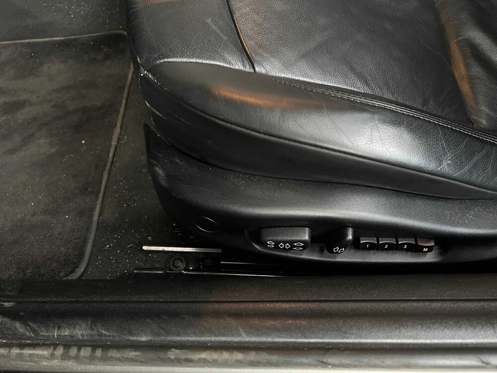 BMW Z4 Roadster 3.0i S 231pk 2004 (Hardtop + Softtop), 36-NV-HZ Youngtimer