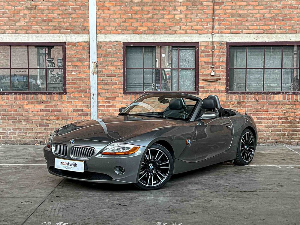 BMW Z4 Roadster 3.0i S 231pk 2004 (Hardtop + Softtop), 36-NV-HZ Youngtimer