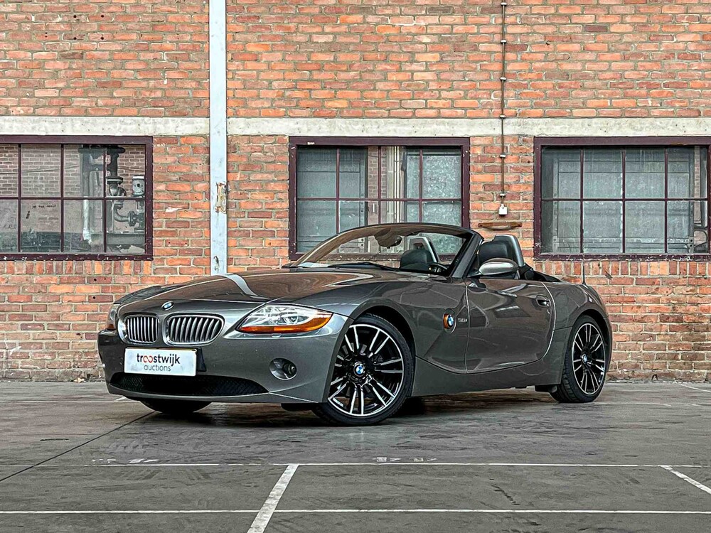 BMW Z4 Roadster 3.0i S 231pk 2004 (Hardtop + Softtop), 36-NV-HZ Youngtimer