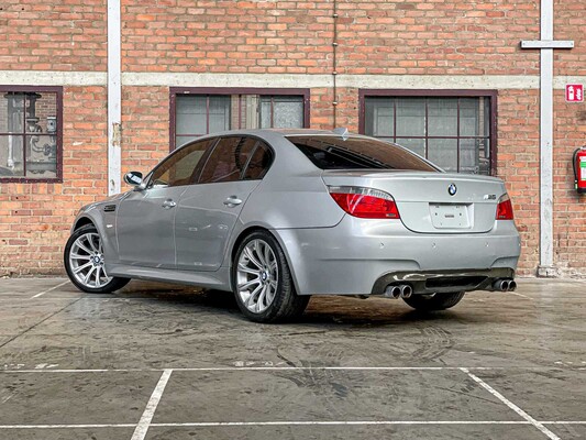 BMW M5 5.0 V10 E60 500pk 2006 5-serie Youngtimer