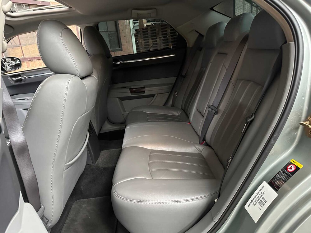 Chrysler 300C HEMI 5.7 V8 340pk 2005 Youngtimer