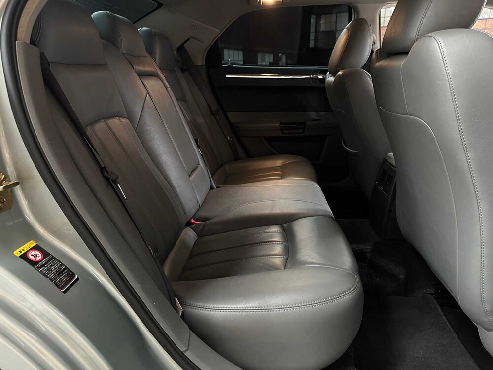 Chrysler 300C HEMI 5.7 V8 340pk 2005 Youngtimer