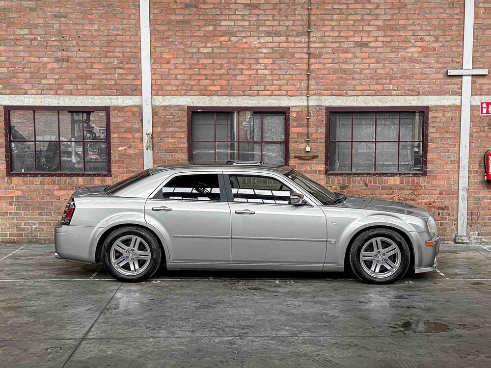 Chrysler 300C HEMI 5.7 V8 340pk 2005 Youngtimer