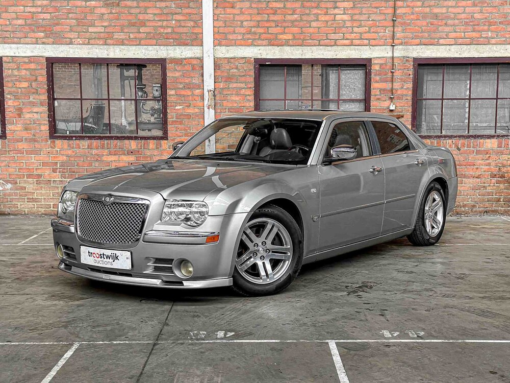Chrysler 300C HEMI 5.7 V8 340pk 2005 Youngtimer