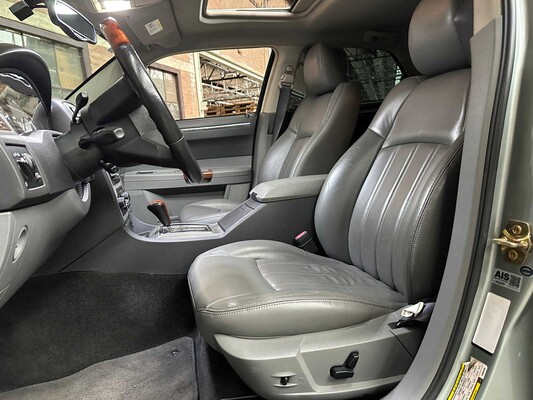 Chrysler 300C HEMI 5.7 V8 340pk 2005 Youngtimer