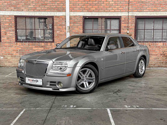 Chrysler 300C HEMI 5.7 V8 340pk 2005 Youngtimer