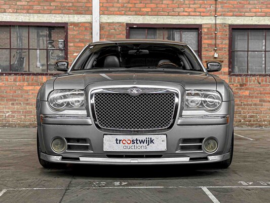 Chrysler 300C HEMI 5.7 V8 340pk 2005 Youngtimer