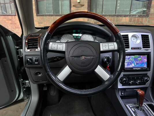 Chrysler 300C HEMI 5.7 V8 340pk 2005 Youngtimer