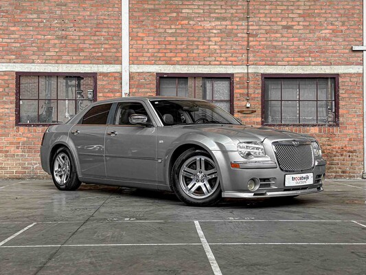 Chrysler 300C HEMI 5.7 V8 340pk 2005 Youngtimer