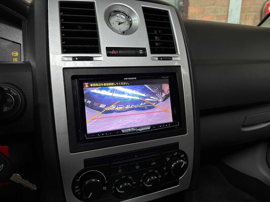 Chrysler 300C HEMI 5.7 V8 340pk 2005 Youngtimer