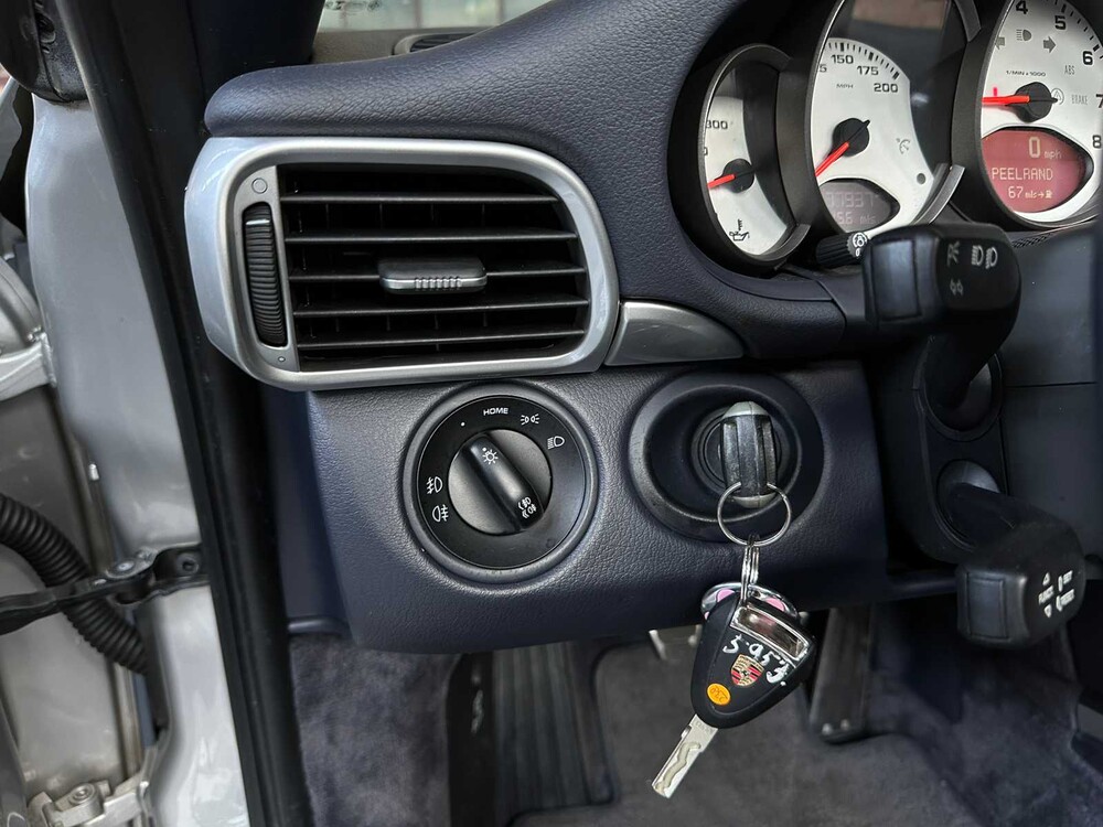 Porsche 911 Carrera S Cabriolet 3.8 997 (MANUAL) 355pk 2006 Youngtimer