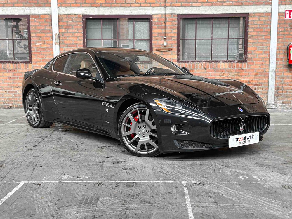Maserati Granturismo S 4.7 V8 440pk MC Shift 33.000km 2009 Youngtimer