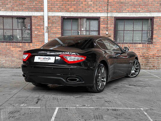 Maserati Granturismo S 4.7 V8 440pk MC Shift 33.000km 2009 Youngtimer