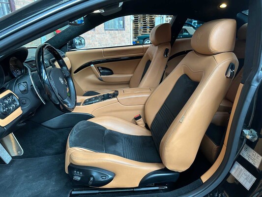 Maserati Granturismo S 4.7 V8 440pk MC Shift 33.000km 2009 Youngtimer