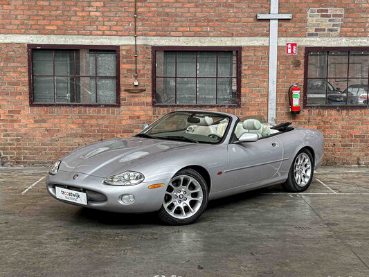 Jaguar XKR 4.0 V8 Convertible 363pk 2001, N-457-KK Youngtimer