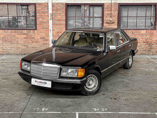 Mercedes-Benz 280 SEL