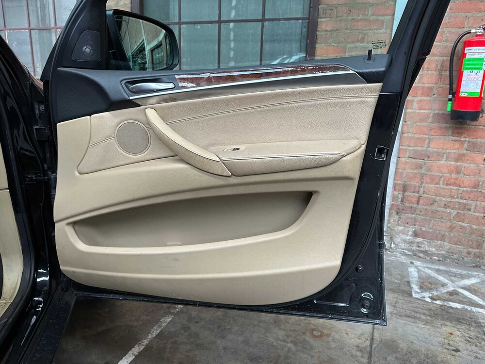 BMW X5 xDrive48i High Executive 7-Persoons E70 355pk 2007, 02-XB-HG