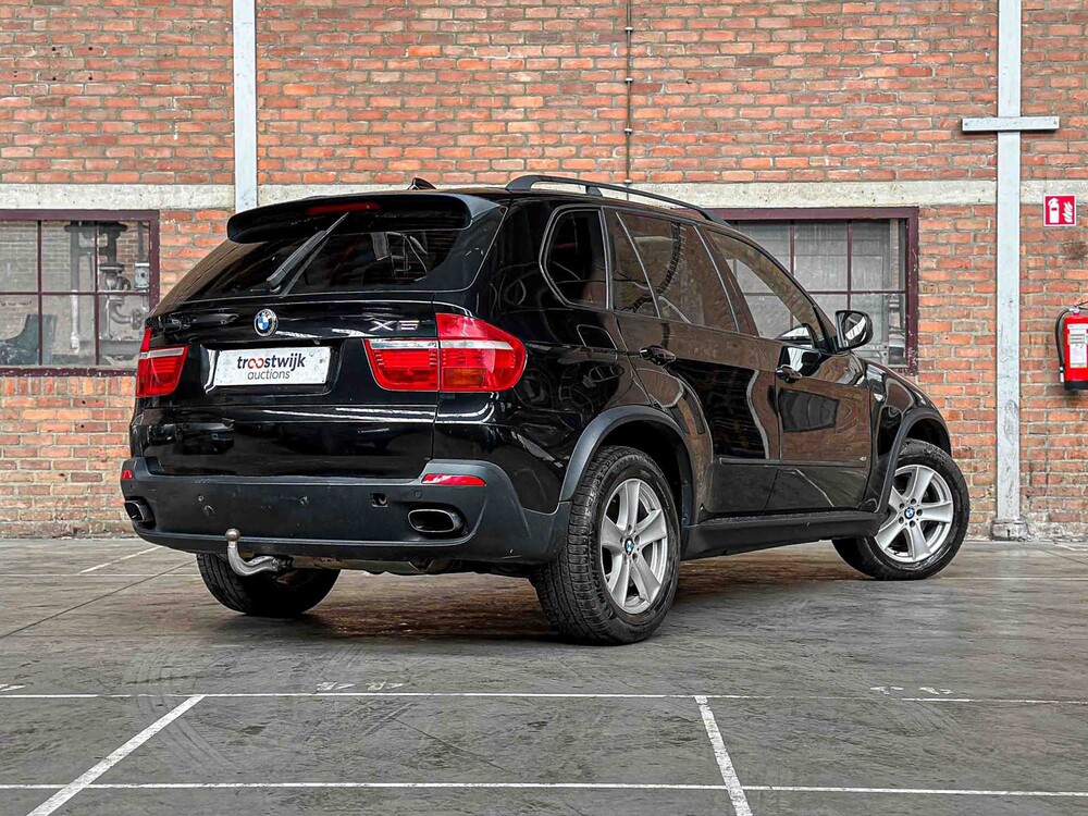 BMW X5 xDrive48i High Executive 7-Persoons E70 355pk 2007, 02-XB-HG
