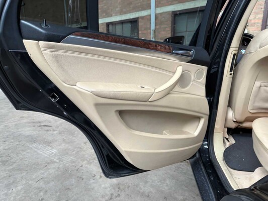 BMW X5 xDrive48i High Executive 7-Persoons E70 355pk 2007, 02-XB-HG