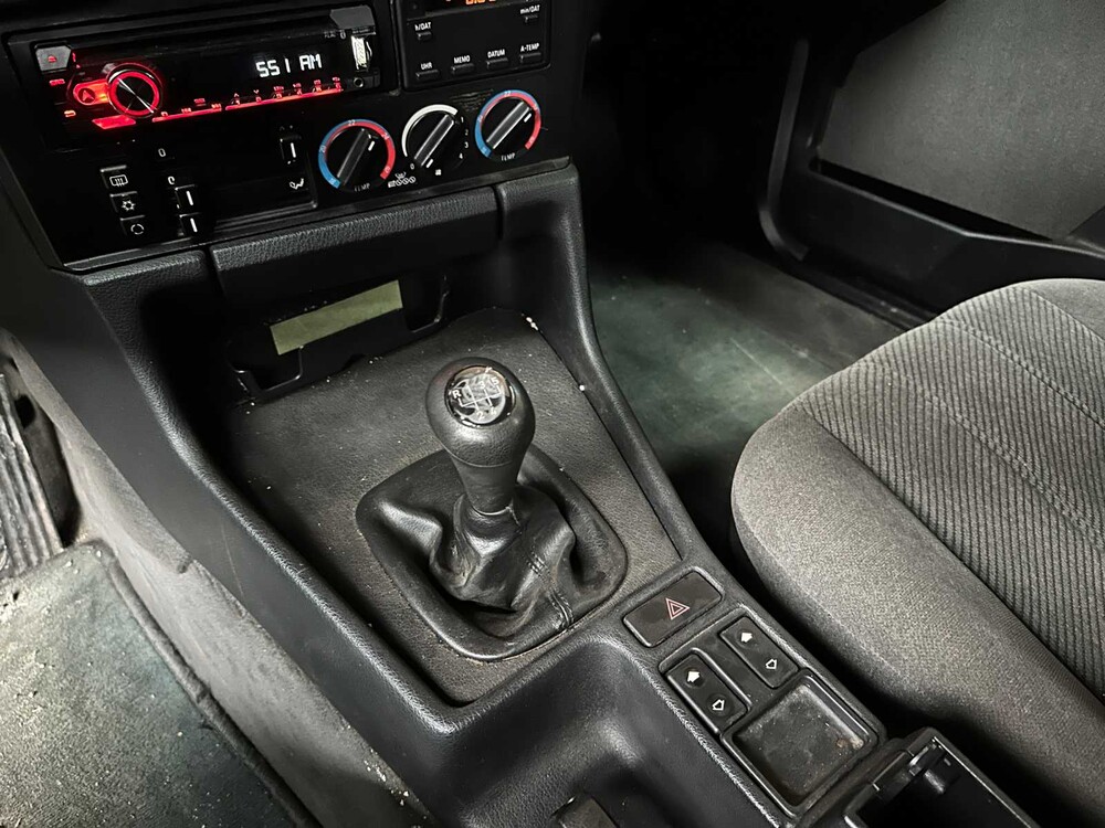 BMW 518i Touring Executive E34 116pk 1994 5-serie, JB-FJ-06 Youngtimer