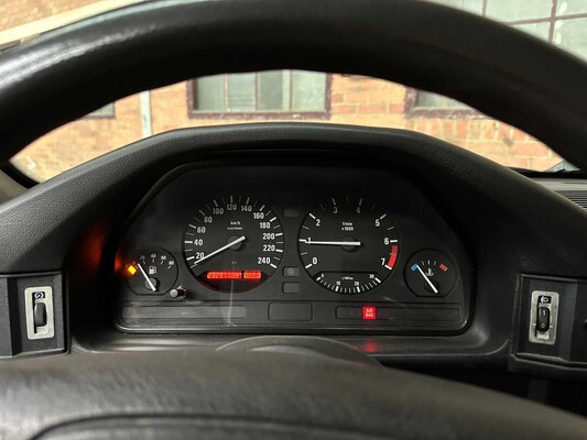 BMW 518i Touring Executive E34 116pk 1994 5-serie, JB-FJ-06 Youngtimer