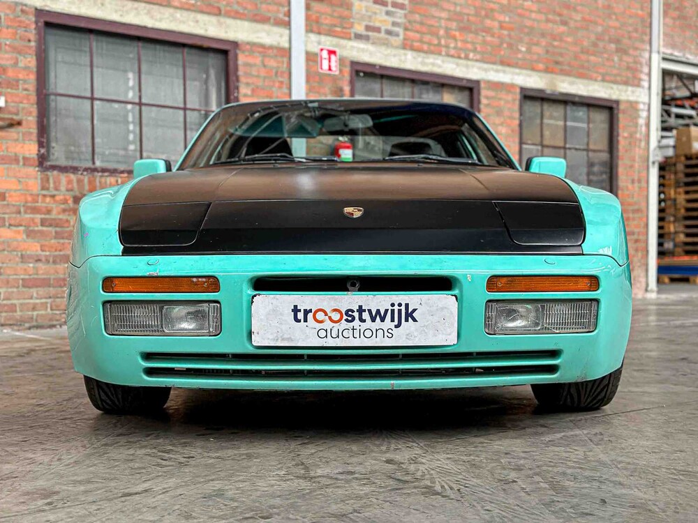 Porsche 944 Turbo 2.5 250pk 1989