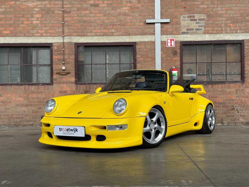 Porsche 911 964 Carrera Cabrio 250pk 1992 Youngtimer