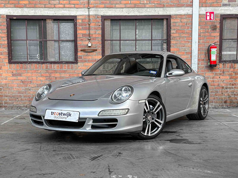 Porsche 911 Carrera Coupe 3.6 997 325pk 2004 Youngtimer