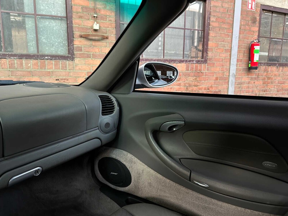 Porsche 911 Carrera Cabriolet 3.6 996 320pk 2003 Youngtimer