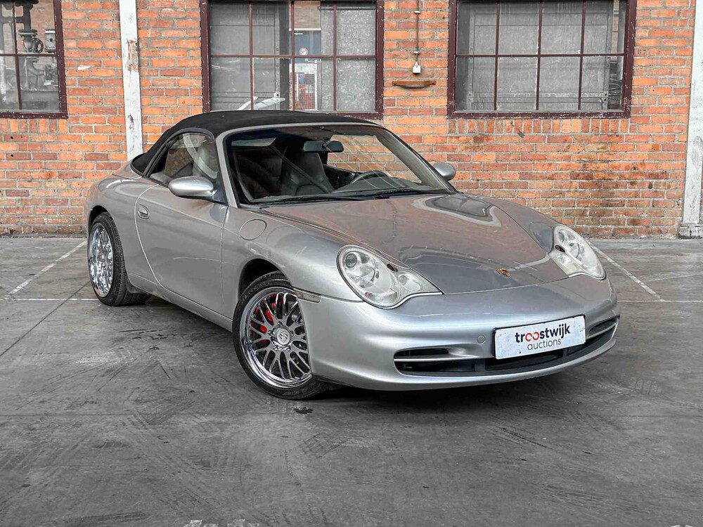 Porsche 911 Carrera Cabriolet 3.6 996 320pk 2003 Youngtimer