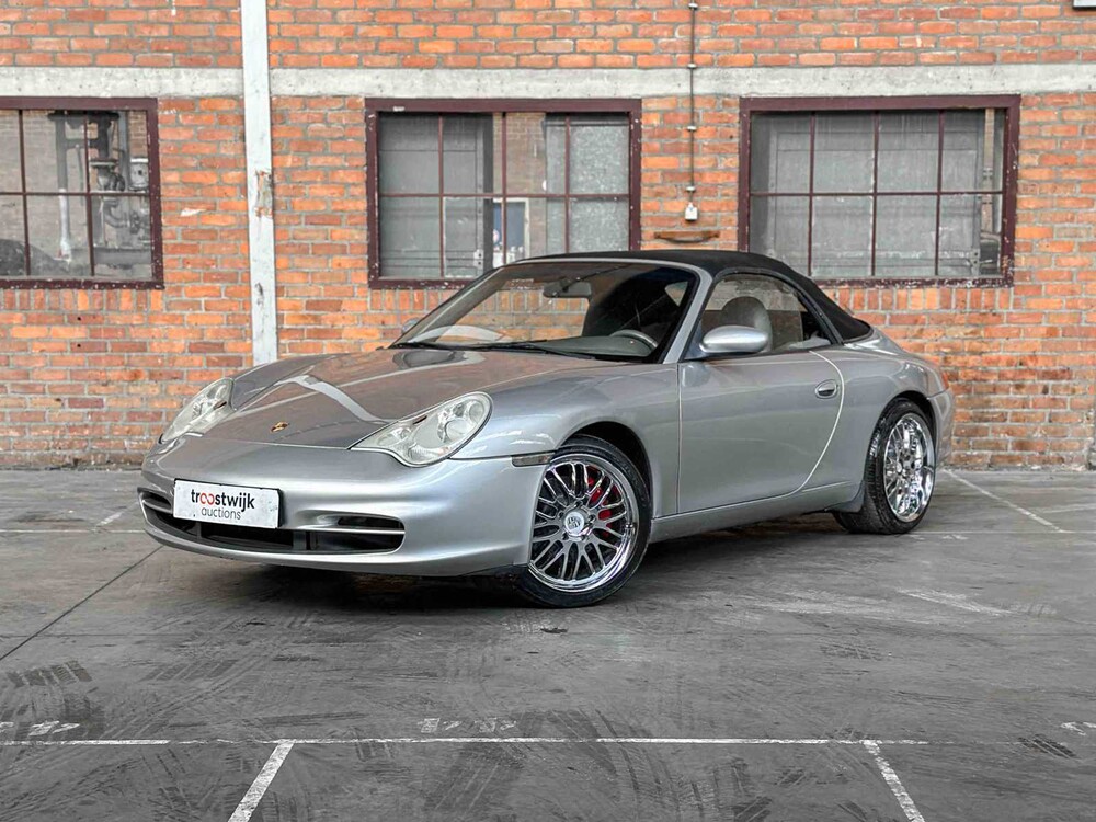 Porsche 911 Carrera Cabriolet 3.6 996 320pk 2003 Youngtimer