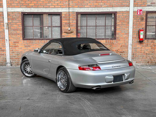 Porsche 911 Carrera Cabriolet 3.6 996 320pk 2003 Youngtimer
