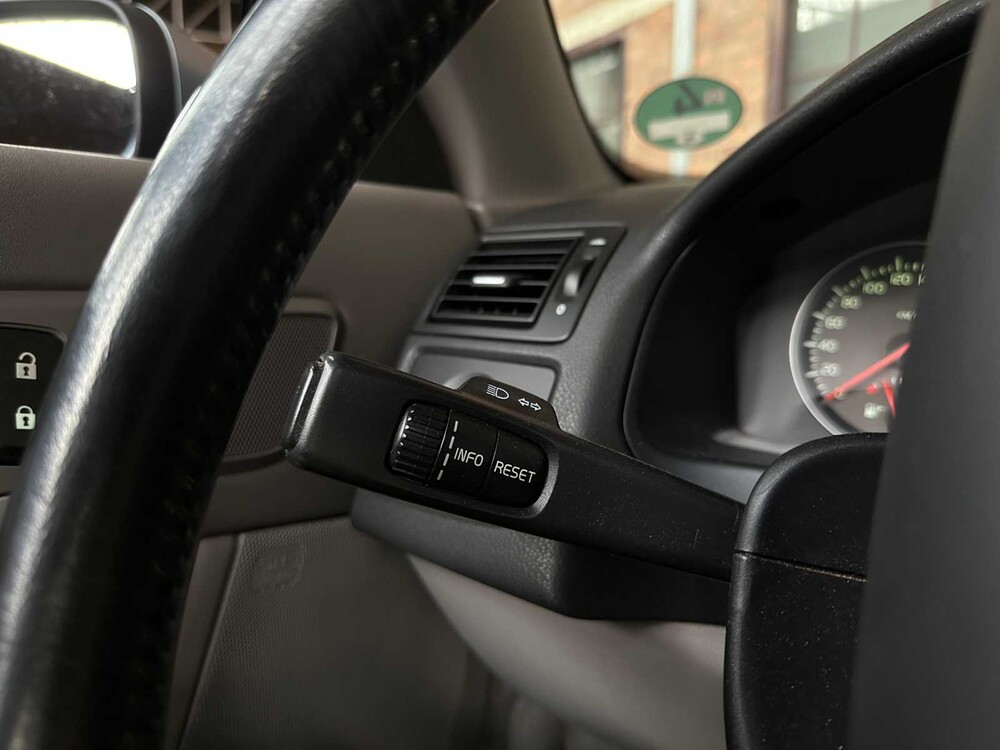 Volvo C70 Convertible 2.4 Summum 140pk 2006, HVR-58-H