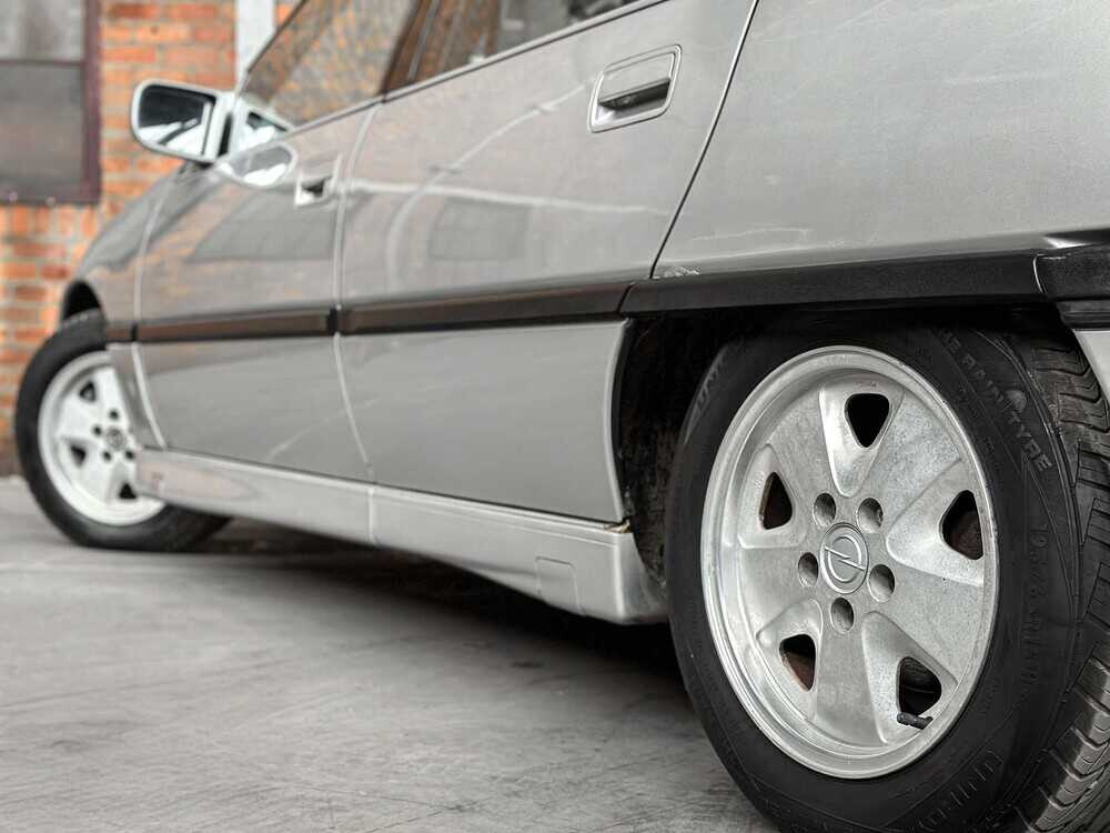 Opel Omega 3000 24v 204pk 1991