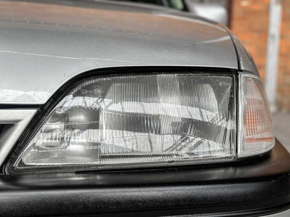 Opel Omega 3000 24v 204pk 1991