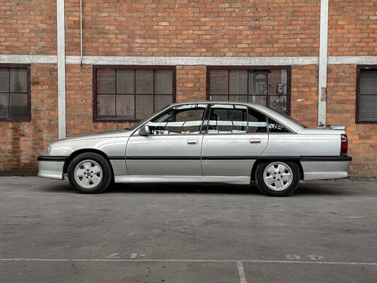 Opel Omega 3000 24v 204pk 1991