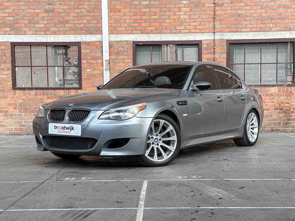 BMW M5 5.0 V10 500pk 2006 5-serie Youngtimer