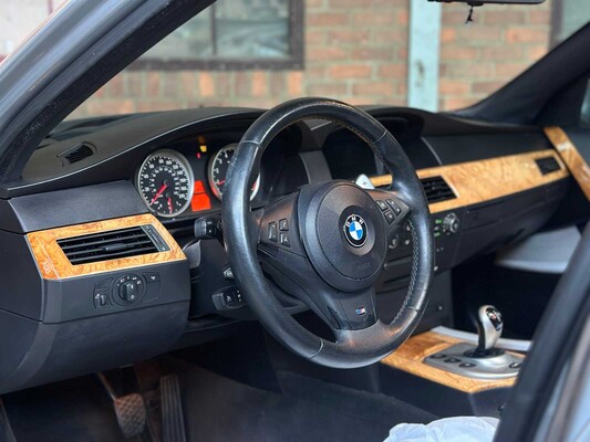 BMW M5 5.0 V10 500pk 2006 5-serie Youngtimer