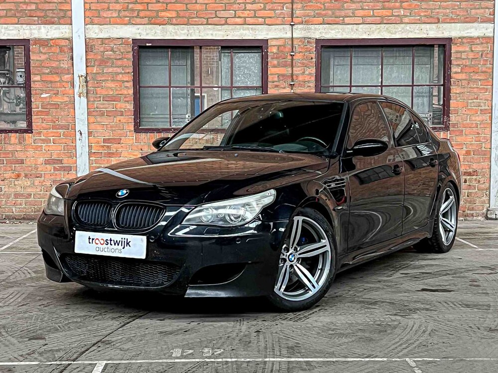 BMW M5 5.0 V10 E60 507pk 2008 5-Serie YOUNGTIMER