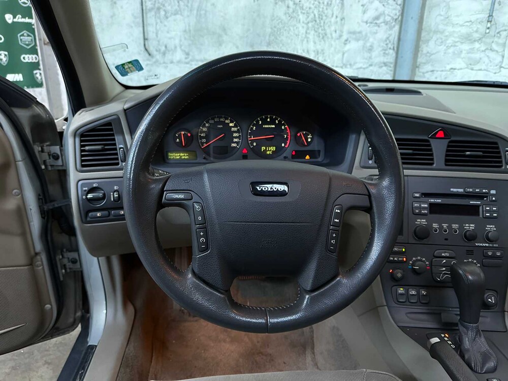 Volvo V70 2.4 T G.Ocean Race 200pk 2002, 97-JS-SG