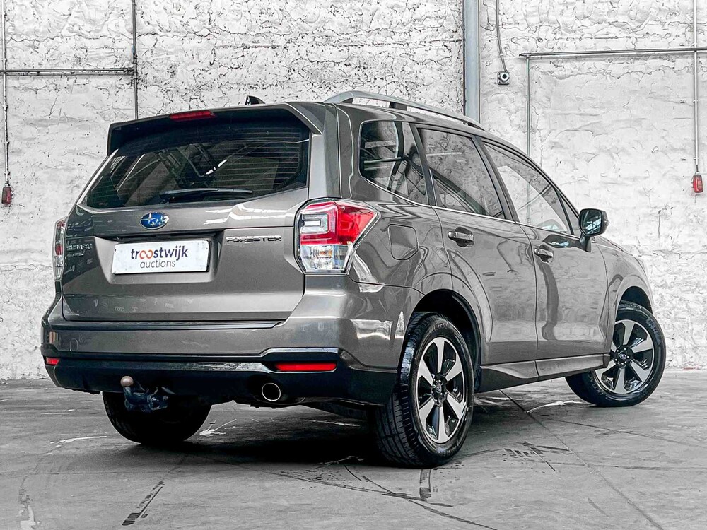 Subaru Forester 2.0 Luxury 150pk 2017, L-610-XL