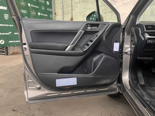 Subaru Forester 2.0 Luxury 150pk 2017, L-610-XL