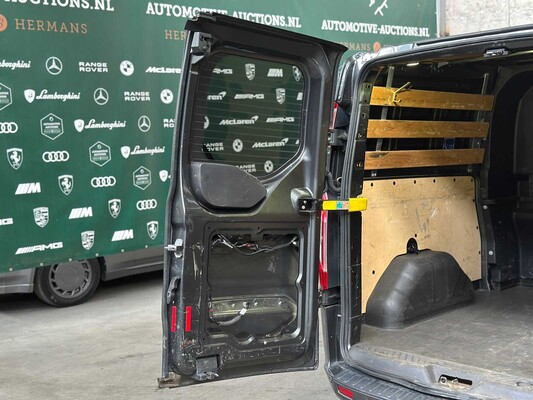 Ford Transit Custom 290 2.0 TDCI L2H1LDC dubbele cabine 170pk 2017, V-477-HZ
